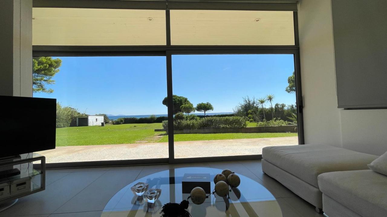Beachfront Villa Hoopoe Schinias, Marathon Bagian luar foto