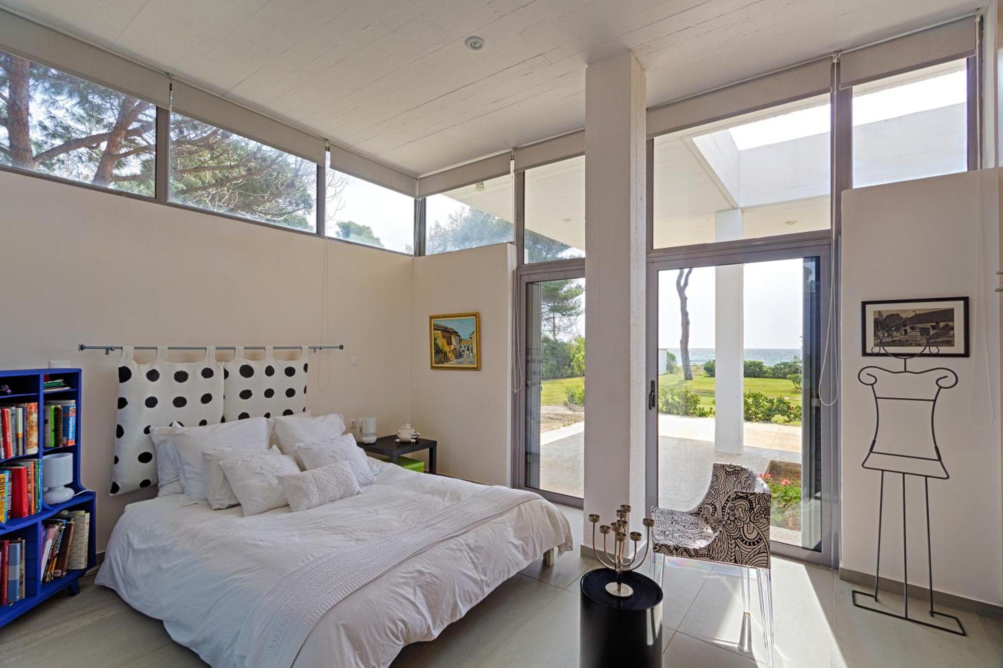 Beachfront Villa Hoopoe Schinias, Marathon Bagian luar foto