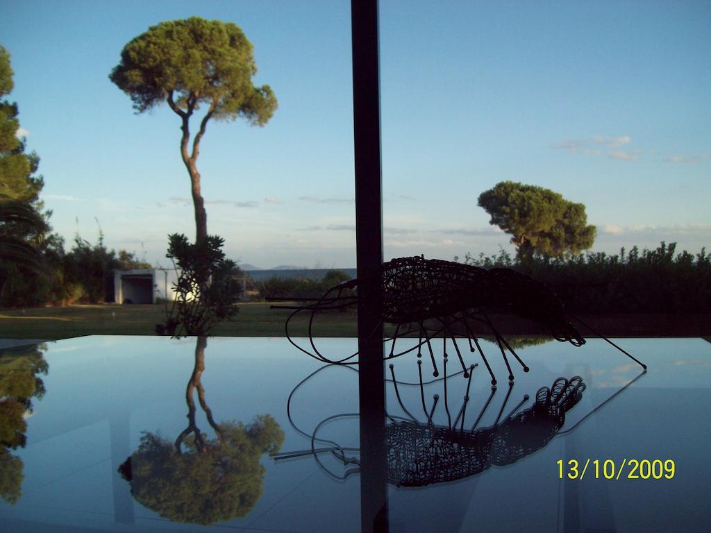 Beachfront Villa Hoopoe Schinias, Marathon Ruang foto